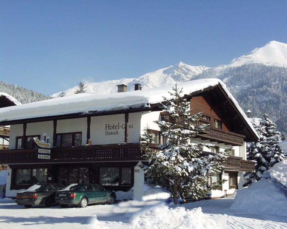 Hotel Garni Dietrich Seefeld in Tirol Exterior photo